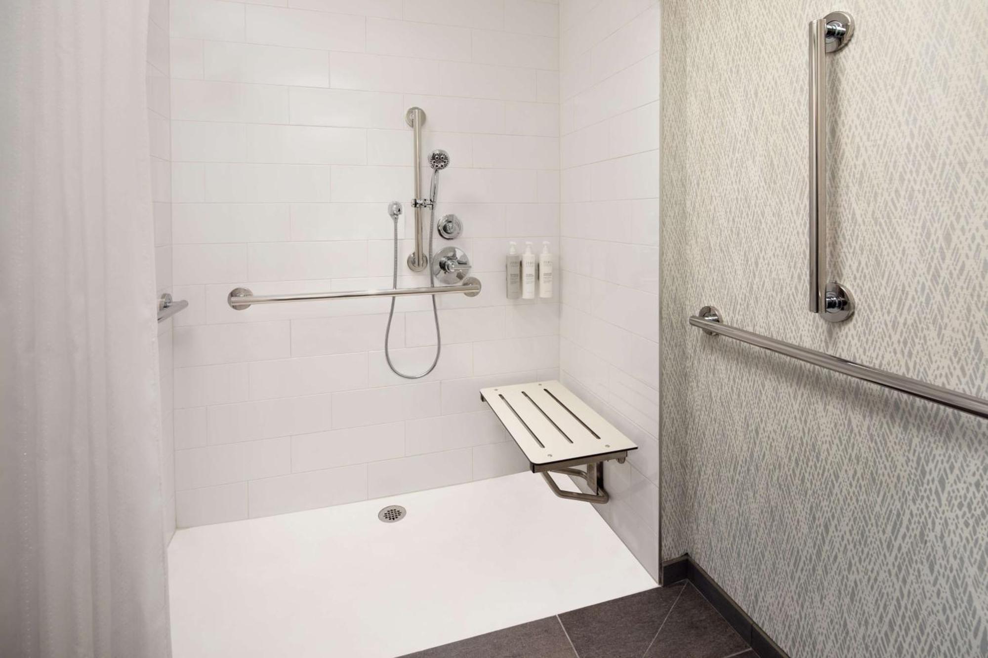 Corner Queen Room Roll Shower Mobility Access,1596293123:JPEG